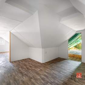 Foto inzerátu Prodej rodinného domu 140 m², Pchery