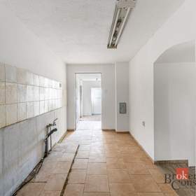 Foto inzerátu Prodej rodinného domu 140 m², Pchery