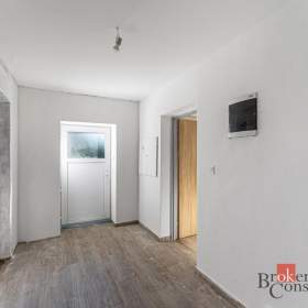 Foto inzerátu Prodej rodinného domu 140 m², Pchery