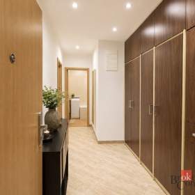 Foto inzerátu Prodej bytu 1+kk 59 m², Praha