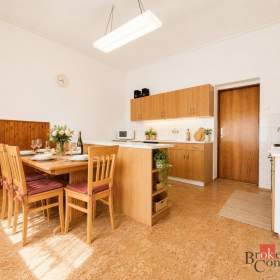 Pronájem rodinného domu 96 m², Planá / 19915152