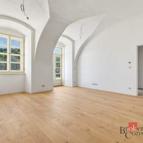 Foto inzerátu Prodej bytu 2+kk 88 m², Jince