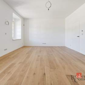Foto inzerátu Prodej bytu 1+kk 62 m², Jince