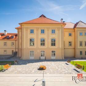 Foto inzerátu Prodej bytu 1+kk 62 m², Jince