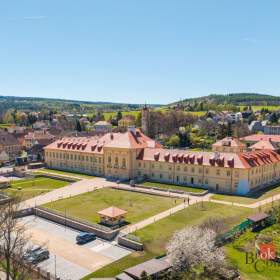 Foto inzerátu Prodej bytu 1+kk 62 m², Jince