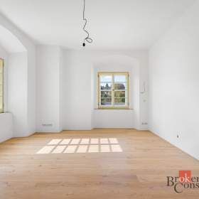 Prodej bytu 1+kk 50 m², Jince / 19933638