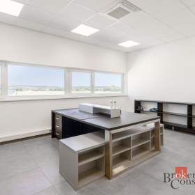 Foto inzerátu Pronájem výrobního prostoru 2 850 m², Uherský Brod