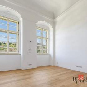 Foto inzerátu Prodej bytu 2+kk 59 m², Jince