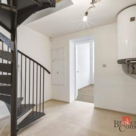 Foto inzerátu Prodej bytu 2+kk 59 m², Jince