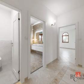Foto inzerátu Pronájem vily 243 m², Praha