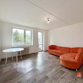Foto inzerátu Pronájem bytu 3+1 80 m², Bezvěrov