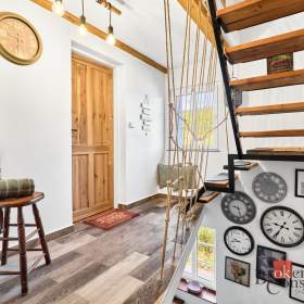 Foto inzerátu Prodej rodinného domu 228 m², Libá