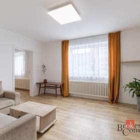 Foto inzerátu Prodej rodinného domu 139 m², Strážnice