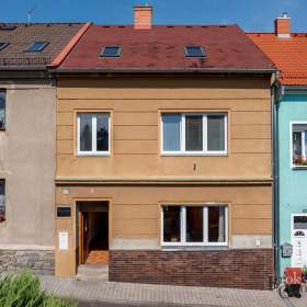 Foto inzerátu Prodej rodinného domu 226 m², Bystřany