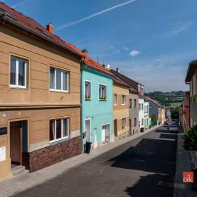 Foto inzerátu Prodej rodinného domu 226 m², Bystřany