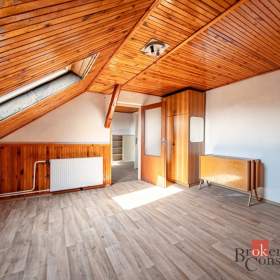 Foto inzerátu Prodej rodinného domu 226 m², Bystřany