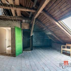 Foto inzerátu Prodej rodinného domu 226 m², Bystřany