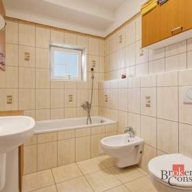 Foto inzerátu Prodej rodinného domu 198 m², Butoves