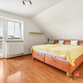 Foto inzerátu Prodej rodinného domu 198 m², Butoves