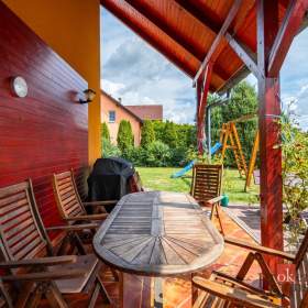 Foto inzerátu Prodej rodinného domu 198 m², Butoves