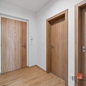 Foto inzerátu Prodej bytu 3+kk 78 m², Holubice