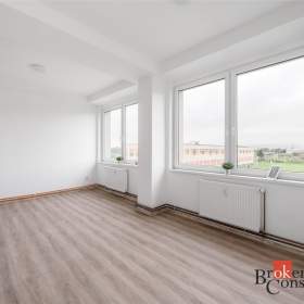 Foto inzerátu Prodej bytu 2+kk 57 m², Mlékojedy
