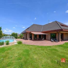 Prodej rodinného domu 372 m², Štěnovice / 19948079