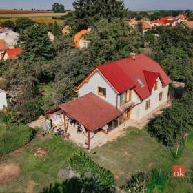 Prodej rodinného domu 160 m², Skřivany / 19960308