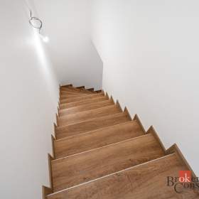 Foto inzerátu Prodej vily 316 m², Plzeň