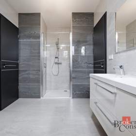 Foto inzerátu Prodej vily 316 m², Plzeň