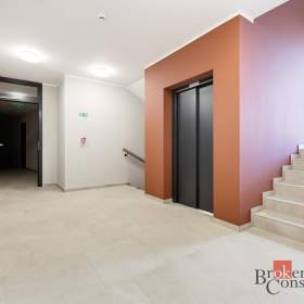 Foto inzerátu Pronájem bytu 1+kk 35 m², Hradec Králové