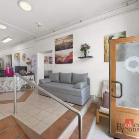 Foto inzerátu Prodej činžovního domu 1 100 m², Krnov