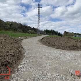 Foto inzerátu Prodej stavebního pozemku 4 351 m², Svojkov