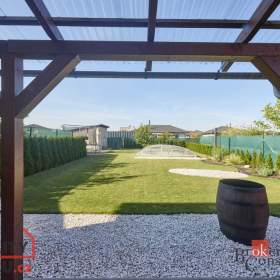 Foto inzerátu Pronájem rodinného domu 71 m², Chotětov