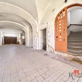 Foto inzerátu Prodej památky 430 m², Jesenice
