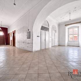 Foto inzerátu Prodej památky 430 m², Jesenice
