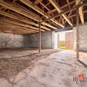 Foto inzerátu Prodej památky 430 m², Jesenice