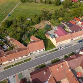 Foto inzerátu Prodej stavebního pozemku 811 m², Kozlany