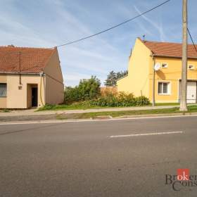 Foto inzerátu Prodej stavebního pozemku 811 m², Kozlany