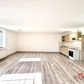 Foto inzerátu Pronájem bytu 1+kk 40 m², Kostelec nad Orlicí