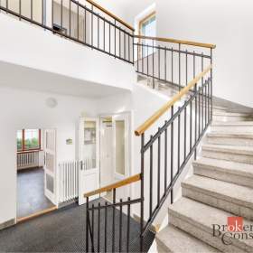Foto inzerátu Prodej rodinného domu 436 m², Říčany