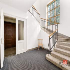 Foto inzerátu Prodej rodinného domu 436 m², Říčany