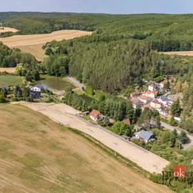Foto inzerátu Prodej stavebního pozemku 801 m², Hromnice
