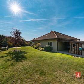 Foto inzerátu Prodej rodinného domu 195 m², Kamenice