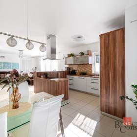 Foto inzerátu Prodej rodinného domu 195 m², Kamenice