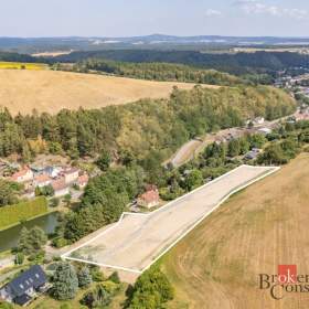 Foto inzerátu Prodej stavebního pozemku 6 411 m², Hromnice