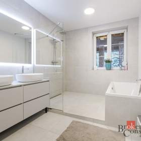 Foto inzerátu Prodej rodinného domu 400 m², Ostrava