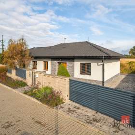 Prodej rodinného domu 142 m², Starý Mateřov / 19967143