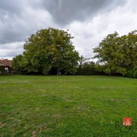 Foto inzerátu Prodej stavebního pozemku 1 036 m², Výrov