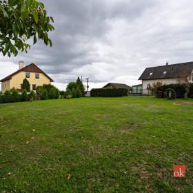 Foto inzerátu Prodej stavebního pozemku 1 036 m², Výrov